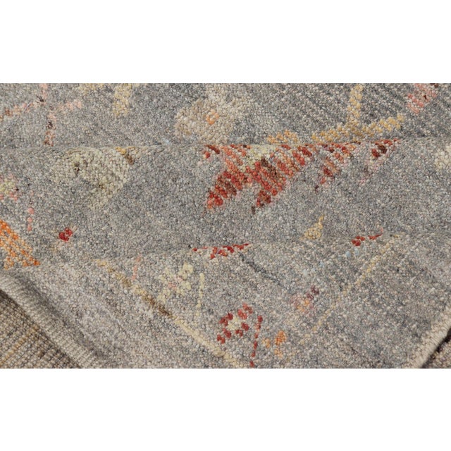 Modern Casual Afghan Tribal Designed Rug on a Light Gray Field 4'5 X 6'3 For Sale - Image 9 of 10