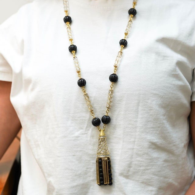 Vintage 18k Gold Tassel Necklace Quartz Black Onyx Diamond - 30 Inches For Sale - Image 9 of 10