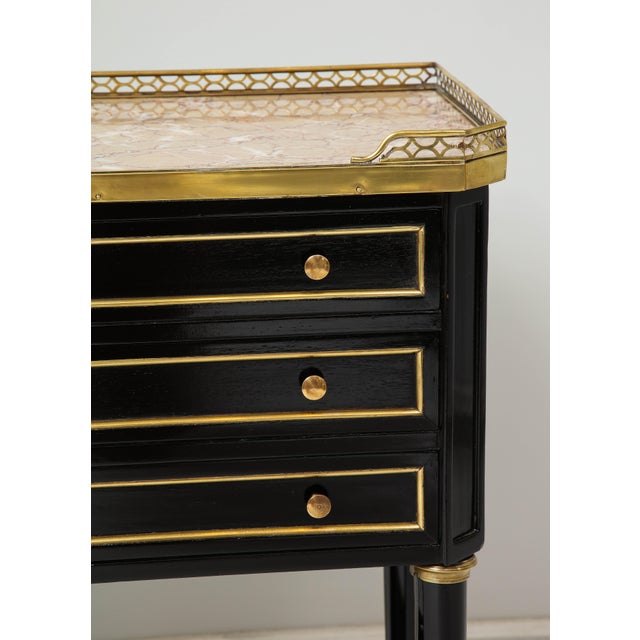 French Louis XVI Style Marble-Top End Tables With Brass Gallery - a Pair For Sale In New York - Image 6 of 12
