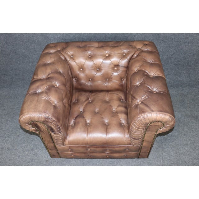 Brown Pair of English Custom Chesterfield Brown Distressed Leather Tufted Club Chairs For Sale - Image 8 of 10