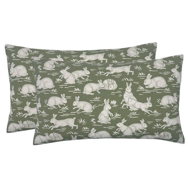 ⭐️ Ships Within 2 Days Designer Fabric on Both Sides Fabric Content: 100% Linen All pillow covers are sewn professionally,...