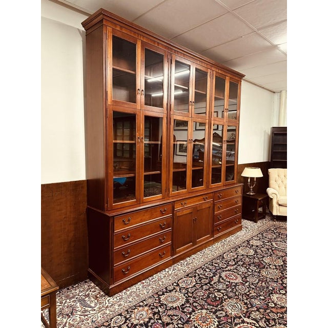 English Library Cabinet in Mahogany For Sale - Image 3 of 18