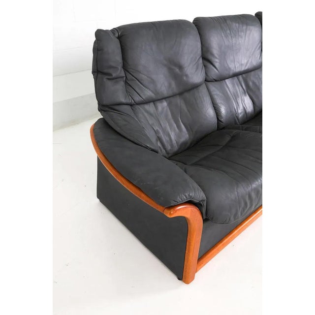 Late 20th Century Late 20th Century Ekornes Leather Stressless Eldorado Sofa For Sale - Image 5 of 16