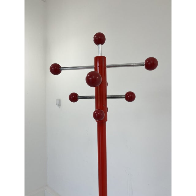 Mid-Century Modern Vintage Red Coat Rack, 1980s For Sale - Image 3 of 7