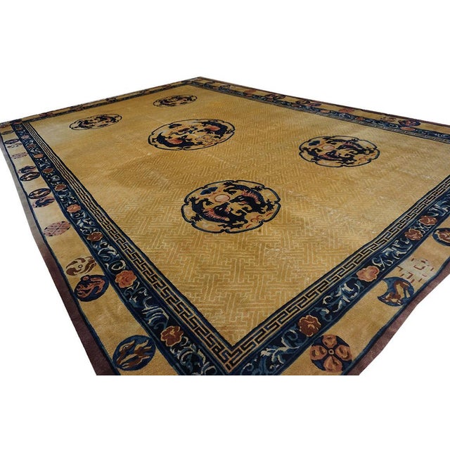 Early 20th Century Chinese Carpet ( 11' x 16' - 335 x 487 )