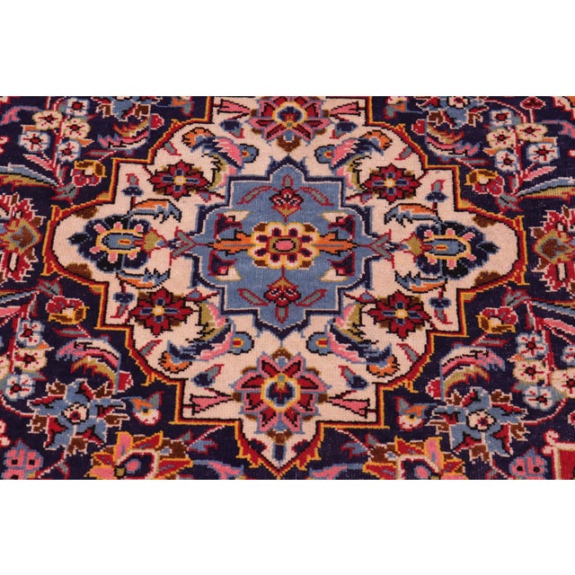 1970s Vintage Hand-Knotted Wool Rug – 9'11" X 13'0" – Red & Blue For Sale - Image 5 of 8