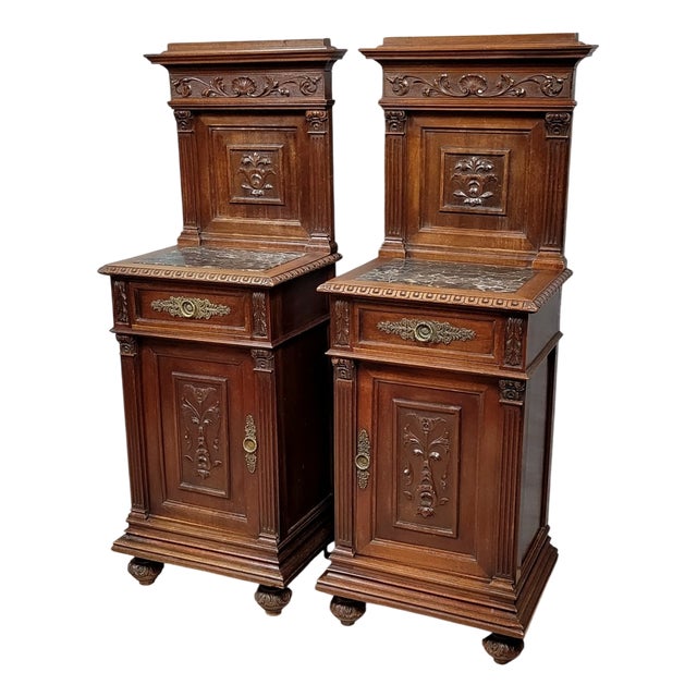 Renaissance-Style Bedside Tables in Carved Walnut, Set of 2 For Sale