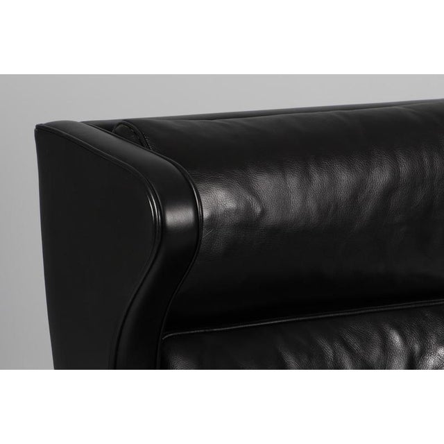 Model 2204 Wingback Chair in Leather by Børge Mogensen for Fredericia For Sale - Image 3 of 9
