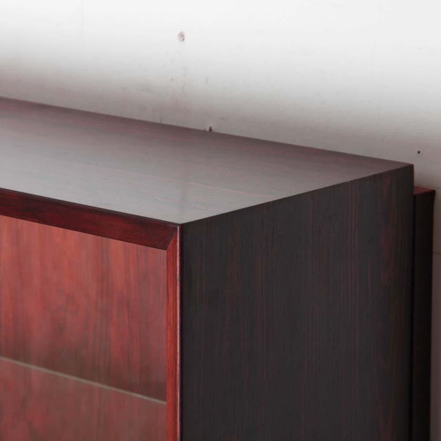 1960s Scandinavian Wall-Mounted Display Case in Rosewood by Poul Cadovius, 1960 For Sale - Image 5 of 6