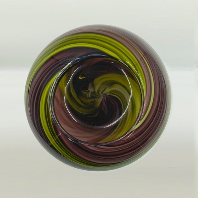 Glass Mid-Century Modern Spherical Murano Art Glass Vase With Swirling Ribbon Accents, 1960s For Sale - Image 7 of 8