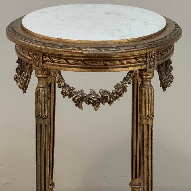 Antique French Louis XVI Giltwood Oval Side Table With Carrara Marble Top For Sale - Image 13 of 17
