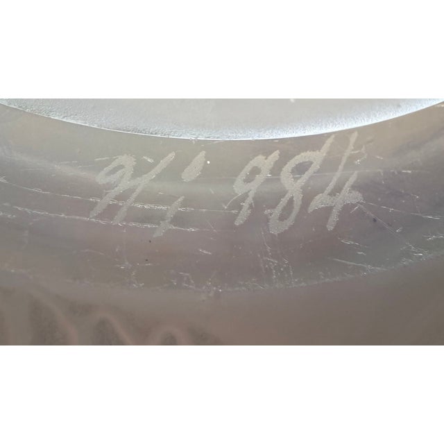 Lalique “Ormeaux” Vase, Model No. 984 For Sale - Image 15 of 16