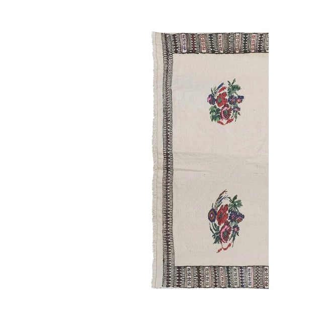 1970s Vintage Floral Aubusson Kilim Rug For Sale - Image 5 of 13