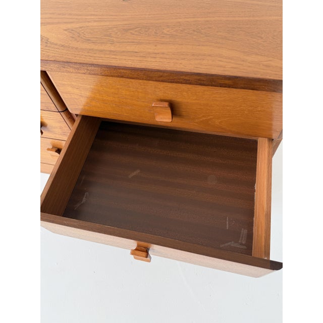 Brown Cantata 6 Drawer Teak Chest of Drawers by John and Sylvia Reid for Stag, 1970s For Sale - Image 8 of 18