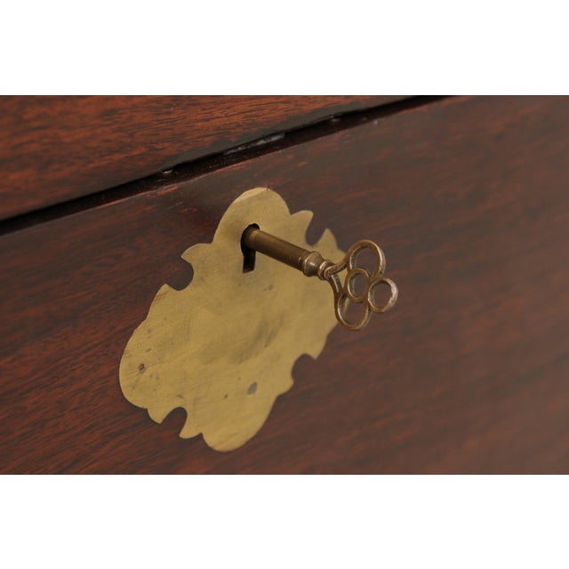 Wood Vintage Asian Inspired Brass Inlaid Box on Stand For Sale - Image 7 of 15