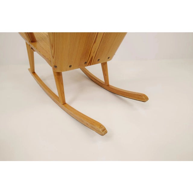Mid-Century Rocking Chair in Pine from Göran Malmvall, Sweden, 1940s For Sale - Image 13 of 18