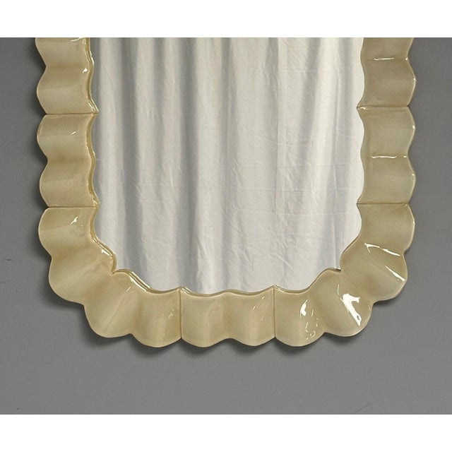 Modern Ruffle Wall Mirrors, White Murano Glass, Brass, Italy, 21st C. For Sale - Image 11 of 14