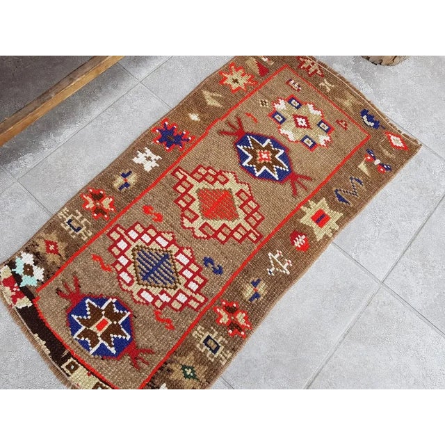1950s Handknotted Brown Turkish Rug For Sale - Image 6 of 9