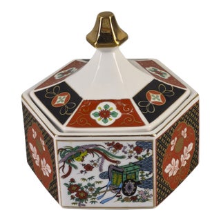 Vintage Hexagonal Japanese Imari-Style Covered Trinket, Candy Dish For Sale