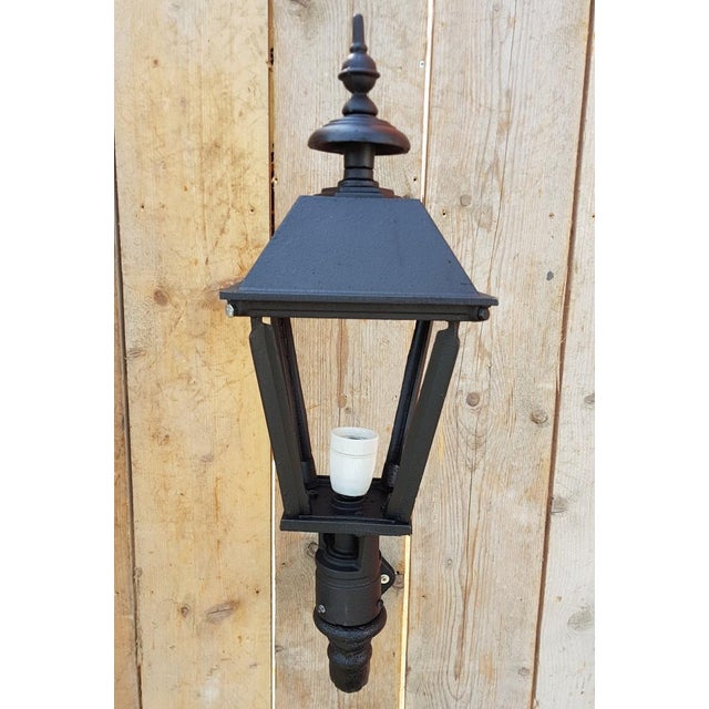 Antique Square Cast Iron Wall Lantern, in Flawless conditions. Designed from 2000 Up to 250V (Europe/UK Standard).The...