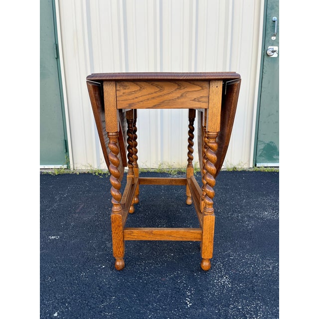 English Early 1900's English Oak Barley Twist Oval Gate Leg Table For Sale - Image 3 of 12