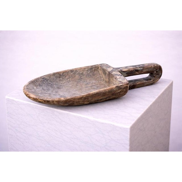 Brown Antique Swedish Folk Art Grain Scoop in Oak, 1850 For Sale - Image 8 of 9