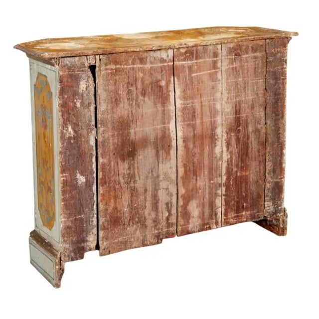 18th Century Italian Neoclassical Painted and Decorated Cabinet For Sale In Tampa - Image 6 of 7