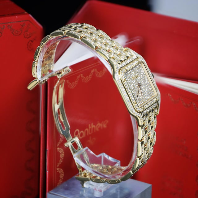Cartier Panthere Jumbo in 18k Gold Factory Diamond Pave Dial & Bracelet Watch For Sale In Miami - Image 6 of 16