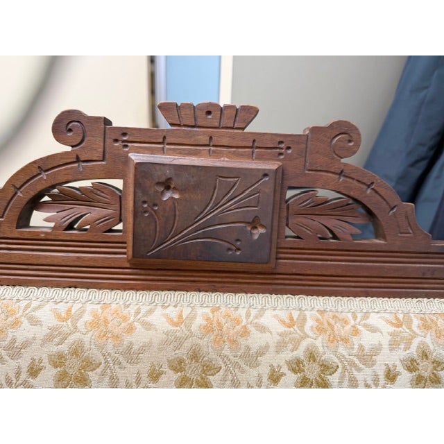 Lovely Antique Platform Eastlake Rocker Seat Plush Cushion.