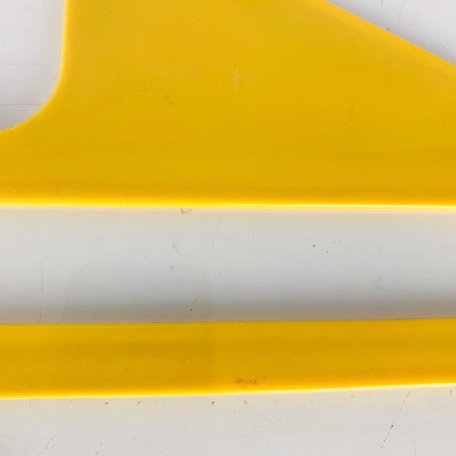 Vintage Set 4 Atomic Yellow Plastic Clothes Hangers Danilo Silvestrin Atomic For Sale In Baltimore - Image 6 of 8