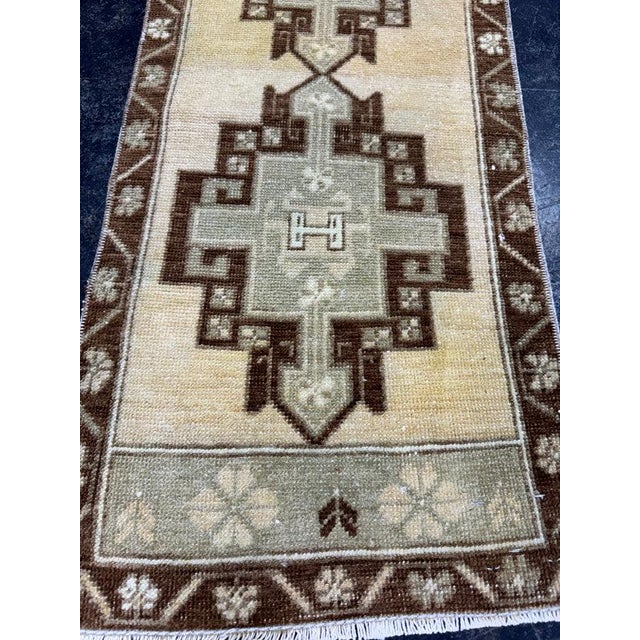 Contemporary Turkish Yastik Rug 1'5" x 3'4" For Sale - Image 3 of 5