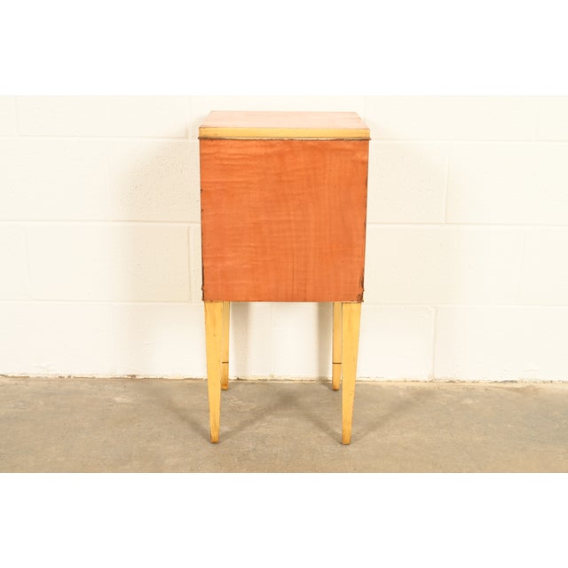 Romweber Style French Regency Louis XVI Burl Wood and Parcel Painted Three-Drawer Bedside Chest, Circa 1940s For Sale - Image 15 of 16