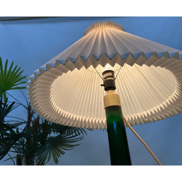 Early Edition of Model 302 Table Lamp in Glass by Gunnar Biilmann-Petersen for Le Klint & Holmegaard, Denmark, 1962 For Sale - Image 3 of 15