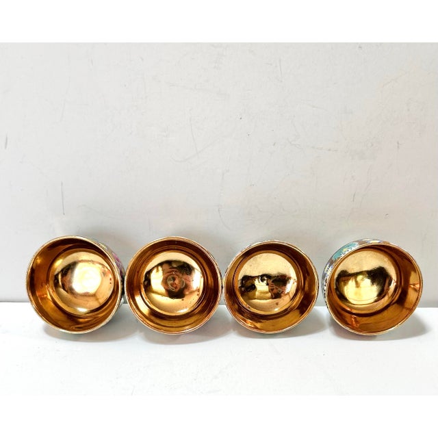 1950s 1950s Japanese Chinoiserie Porcelain Salt Cellars With Gilt Interior – Hand Painted Floral Bowls Set of 4 For Sale - Image 5 of 8