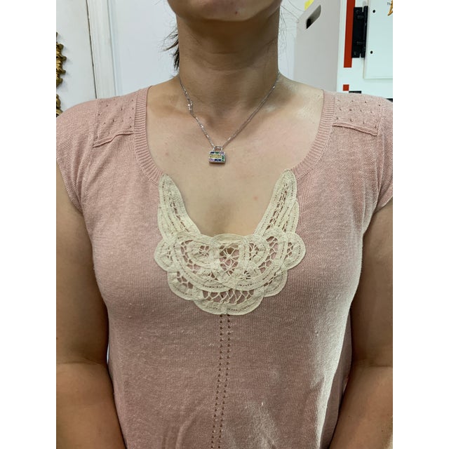 Green 2.0 Carat Multi Sapphire Pendant /Necklace 18 Karat Gold Estate, Pocket Book For Sale - Image 8 of 18