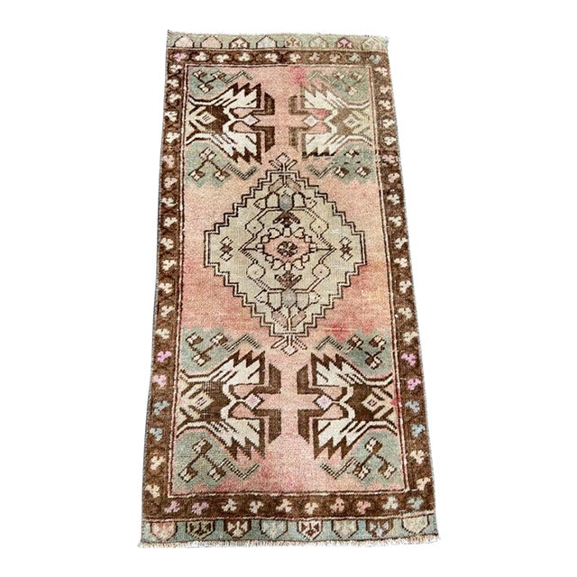 Turkish Yastik Rug 1'5" x 2'11" For Sale
