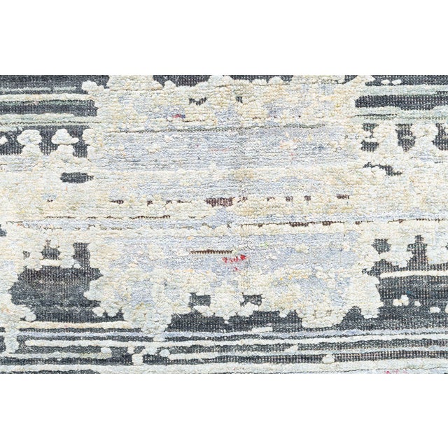 Modern Traditional Inspired Rug by Doris Leslie Blau For Sale - Image 4 of 9