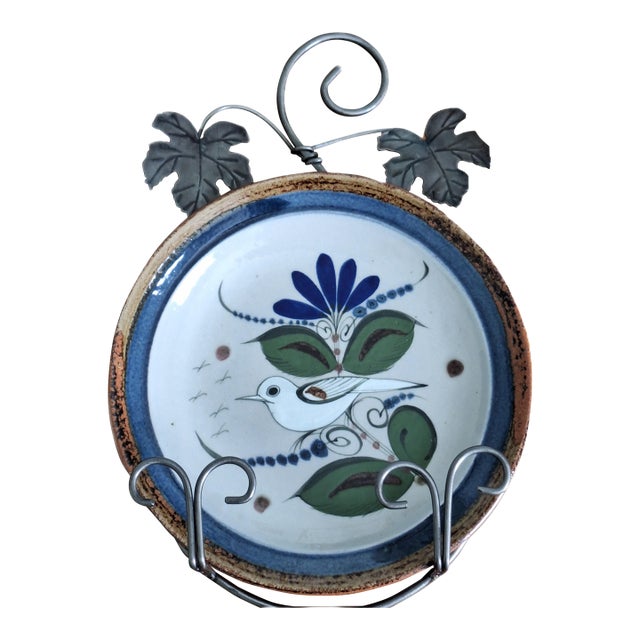 Late 20th Century Ken Edwards Signed Tonala Mexican Plate With Ornate Wall Hanger For Sale