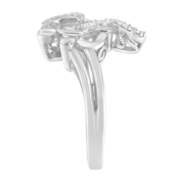 Early 21st Century .925 Sterling Silver Diamond Heart and Music Note Ring (1/10 Cttw, H-I Color, I3 Clarity) - Size 6.5 EVS1010 For Sale - Image 5 of 7