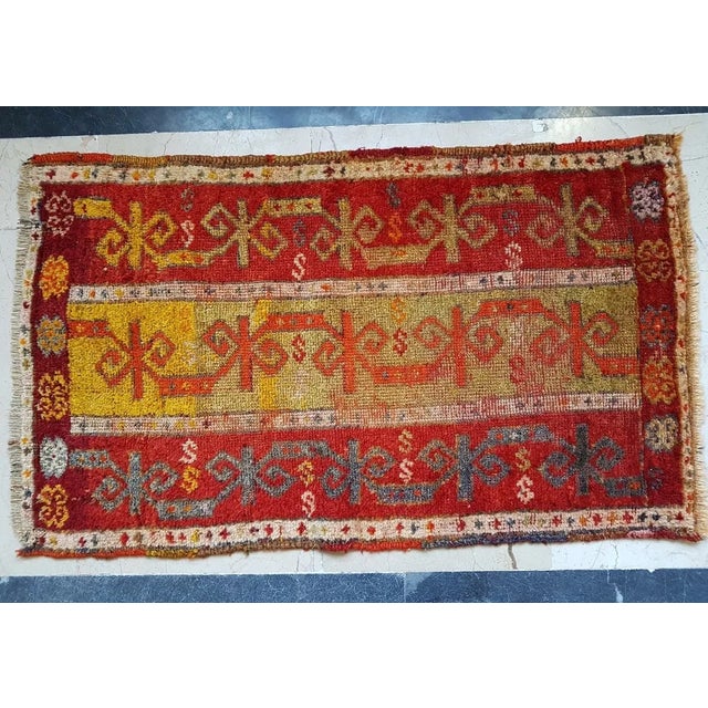 Turkish 1940s Vintage Turkish Yastik Rug - 1′10″ × 3′1″ For Sale - Image 3 of 10
