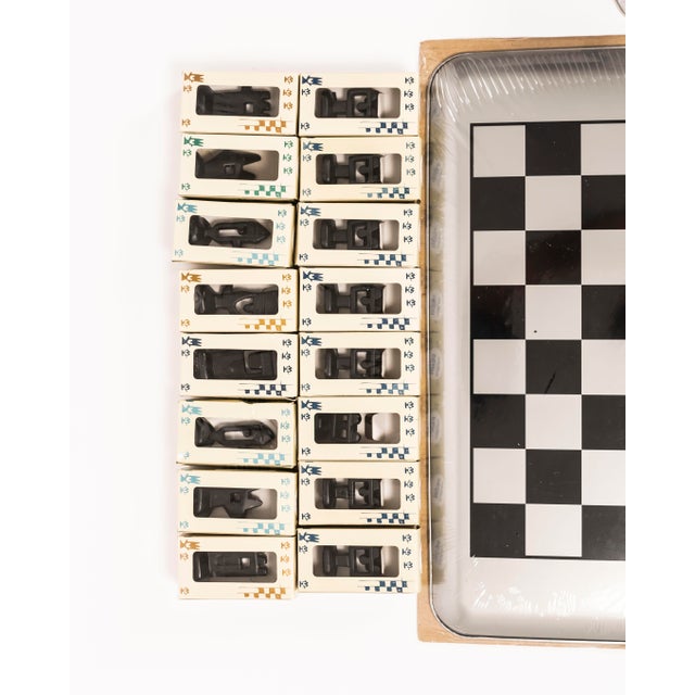 Mid-Century Modern El Ajedrez Chess Game by Javier Mariscal for Akaba, Spain, 1992 For Sale - Image 3 of 9