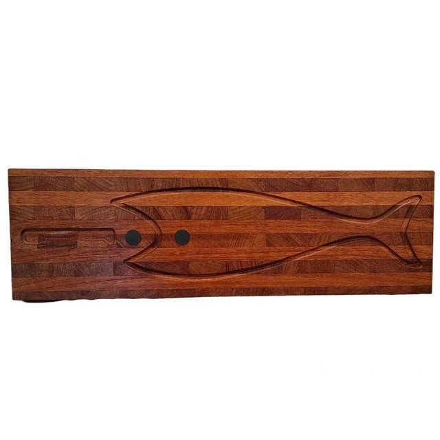 Wood Cutting Board or Serving Dish in Solid Teak from Digsmed, Denmark For Sale - Image 7 of 7