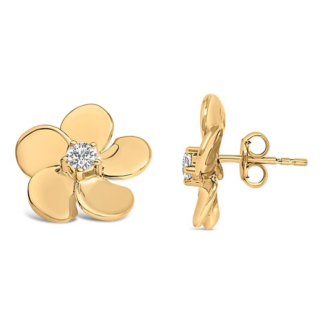 Contemporary 10K Yellow Gold 1/3 Cttw Lab Grown Diamond Flower Petal Stud Earrings For Sale - Image 3 of 5