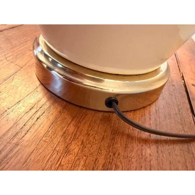 Cream Pair of Large 1980s Art Deco Revival Cream Swirl Cream Ceramic Table Lamps For Sale - Image 8 of 12