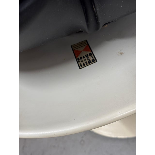 1950s Early Production Knoll Saarinen Walnut Tulip Table & 4 Chairs 575 Madison For Sale - Image 9 of 18