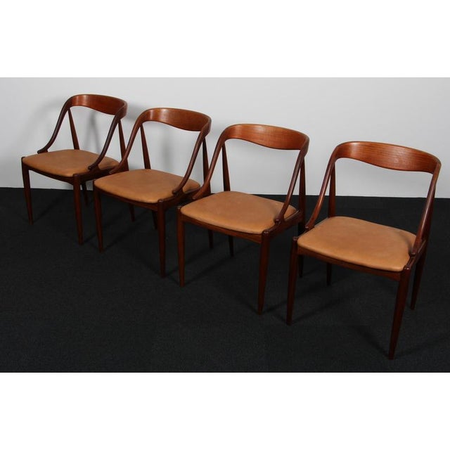 Teak Model 16 Dining Chairs from Johannes Andersen, Denmark, 1960s, Set of 4 For Sale - Image 3 of 9