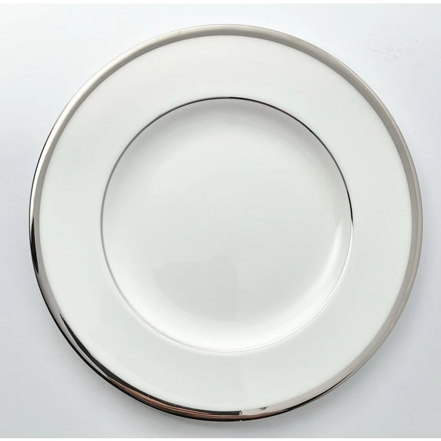 Wedgwood “Carlyn” Set of 9 Bone China Salad Plates 8 1/8” Good vintage condition. No chips, cracks, or fleabites. Length 8...