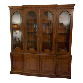 Henredon 18th Century Portfolio Georgian Lighted China Cabinet For Sale