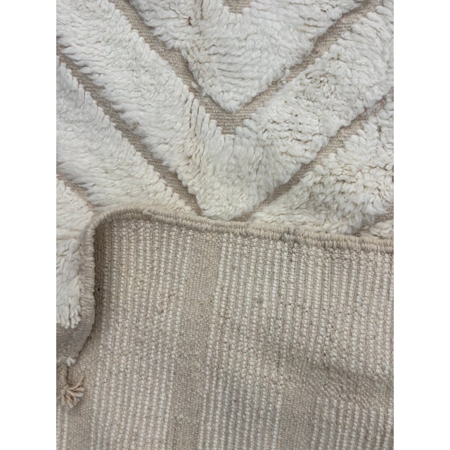 Vintage Hand-Knotted Moroccan Rug in Wool, 2010s For Sale - Image 11 of 12