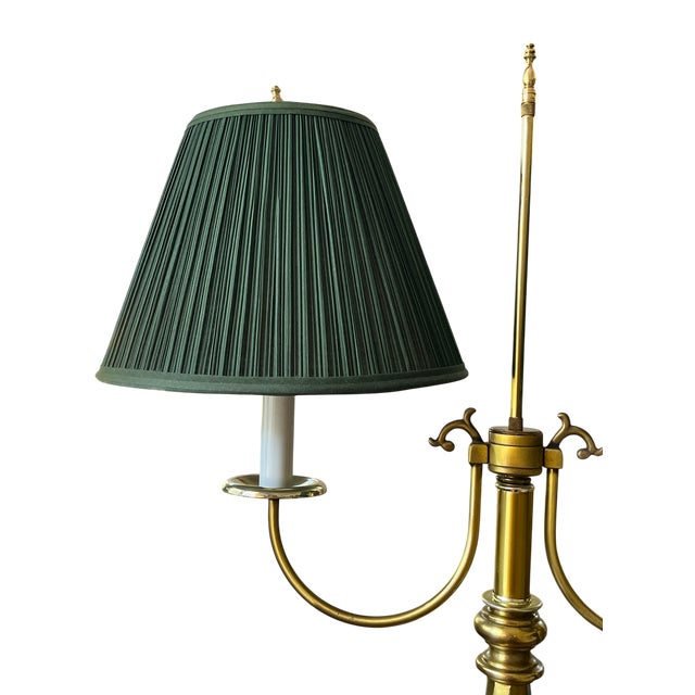 Monumental Vintage Brass Bouillotte Table Lamp With Custom Hunter Green Pleated Shades — Ralph Lauren / Visual Comfort For Sale - Image 9 of 15